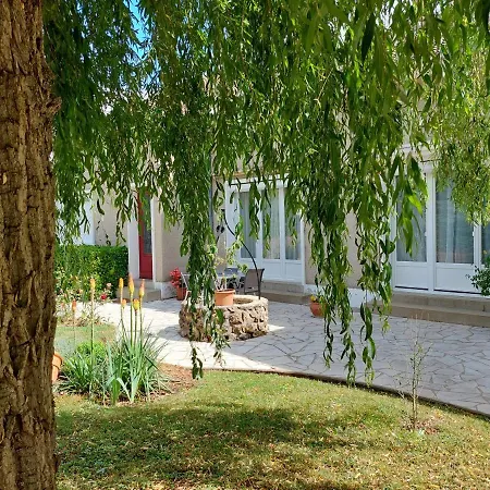 Gite 3 Etoiles, Maison Spacieuse En Bord De Riviere *